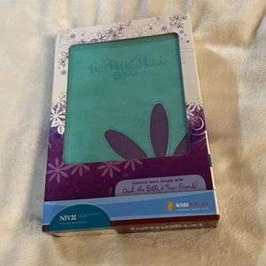 NIV The Faith Girlz! Bible